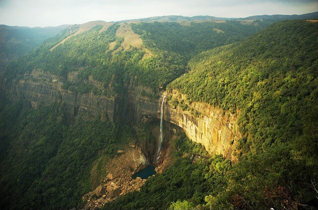 Nohkalikai Falls, Cherrapunjee